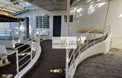 Casa com 3 quartos à venda na Rua General Carneiro, Centro, Jacareí