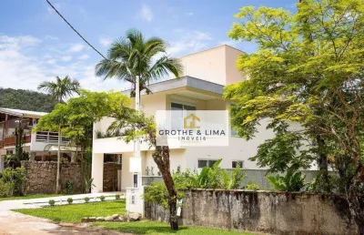 Excelente sobrado com 310m² na praia da lagoinha - ubatuba