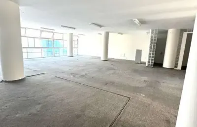 Ponto comercial para alugar na Rua Líbero Badaró, 101, Centro, São Paulo