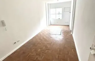 Kitnet / Stúdio para alugar na Rua Joaquim dos Santos Andrade, 49, Sé, São Paulo