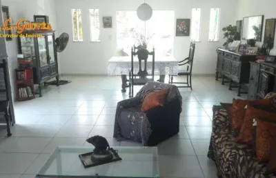 Casa com 3 quartos à venda na Rua Cardeal Arcoverde, Estuário, Santos