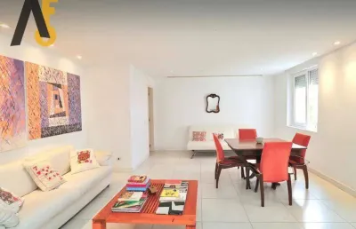 Vendo lindíssimo apartamento com 96m² localizado a 01 quadra da praia do leblon