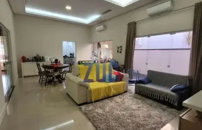 Casa à venda em valinhos, jardim alto da colina, com 3 suítes, com 200 m²