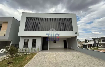Sobrado à venda em valinhos, roncáglia, com 3 suítes, com 233 m²