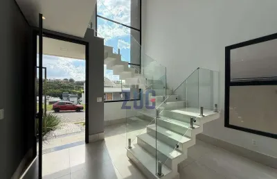 Sobrado à venda em valinhos, roncáglia, com 3 suítes, com 231 m²