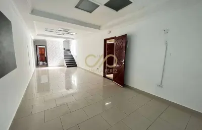 Casa com 3 quartos para alugar no Boqueirão, Praia Grande 