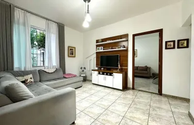 Casa padrão à venda no bairro trindade - florianópolis