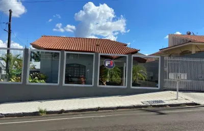 Casa com 3 quartos à venda na Rua Professora Edith Gordan, 660, Centro, Telêmaco Borba
