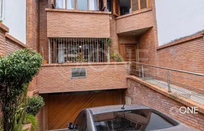 Casa com 4 quartos à venda na Avenida Encantado, 30, Petrópolis, Porto Alegre