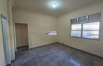 Apartamento com 2 quartos para alugar na vasco da gama, 170, cachambi, rio de janeiro por r$ 1.500