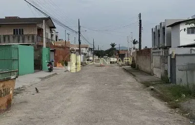 Terreno à venda no Balneário Perequê, Porto Belo 