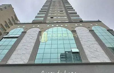 Apartamento com 3 quartos à venda na Rua 207, Meia Praia, Itapema