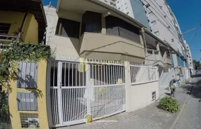 Casa com 3 quartos à venda em Meia Praia, Itapema 