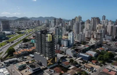 Apartamento com 3 quartos à venda na Rua 207, 762, Meia Praia, Itapema