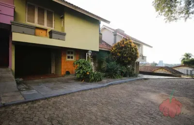 Casa em condomínio fechado com 3 quartos à venda na rua padre joão batista reus, vila conceição, porto alegre, 201 m2 por r$ 775.000