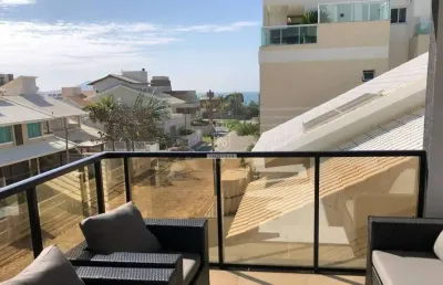 Apartamento com 3 suítes próximo ao mar de canto grande