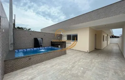Casa com piscina, churrasqueira, 03 dormitórios lado praia em itanhaém!