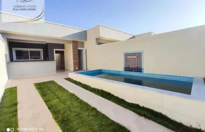 Casa 03 dormitórios com piscina e churrasqueira 400mts da praia em itanhaém!!