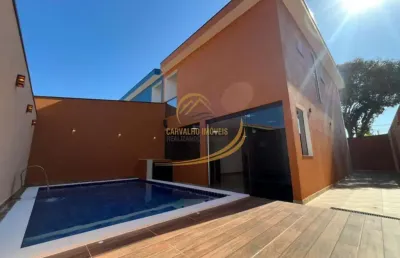 Maravilhoso sobrado alto padrão pertinho do mar com piscina e churrasqueira em itanhaém!