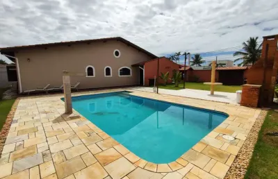 Maravilhosa casa isolada com terreno grande em itanhaém!!