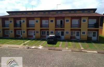 Sobrado em condomínio fechado para venda em itanhaém!