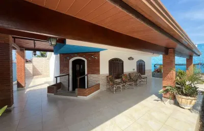 Casa isolada usada mobiliada para venda lado praia em itanhaém!