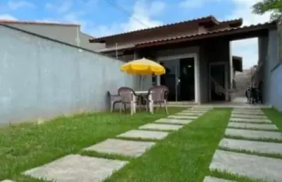 Casa geminada lado praia 1200 metros do mar para venda em itanhaém!