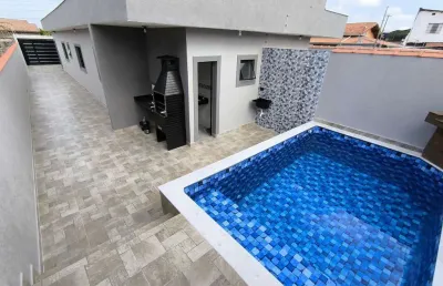 Casa lado praia com piscina e churrasqueira para venda em itanhaém!
