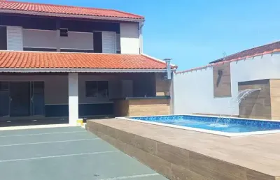 Sobrado lado praia com piscina e churrasqueira em itanhaém!!