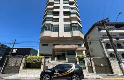 Apartamento no centro de mongaguá com varanda gourmet e vista para o mar!!