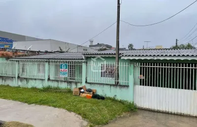 Casa com 2 quartos para alugar na Rua Xingu, 51, Iguaçu, Araucária