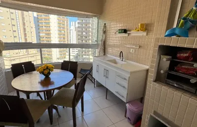 Lindo apartamento 2 dormitórios com 2 vagas de garagem no centro da vila caiçara-praia grande-sp