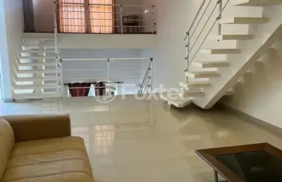 Casa em condomínio fechado com 3 quartos à venda na rua milano, 814, jardim rio das pedras, cotia, 250 m2 por r$ 1.060.000