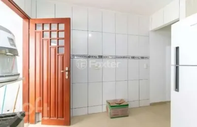 Casa com 2 quartos à venda na rua serra de são domingos, 1538, vila carmosina, são paulo, 150 m2 por r$ 562.000