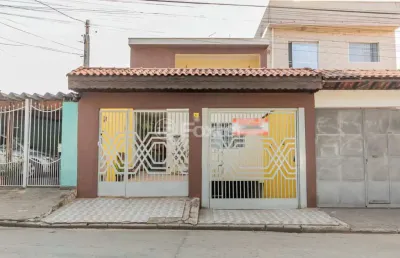 Casa com 3 quartos à venda na rua oleiros, 16, vila carmosina, são paulo, 210 m2 por r$ 700.000