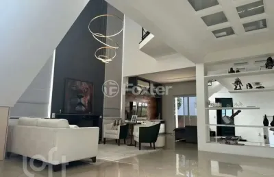 Casa em condomínio fechado com 5 quartos à venda na rua tupiniquins, 208, tarumã, santana de parnaíba, 300 m2 por r$ 2.500.000