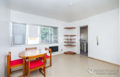 Apartamento com 1 quarto à venda na rua general couto de magalhães, 2046, higienópolis, porto alegre, 36 m2 por r$ 210.000