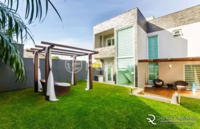 Casa com 3 quartos à venda na rua dona lida monteiro, 496, teresópolis, porto alegre, 234 m2 por r$ 1.590.000