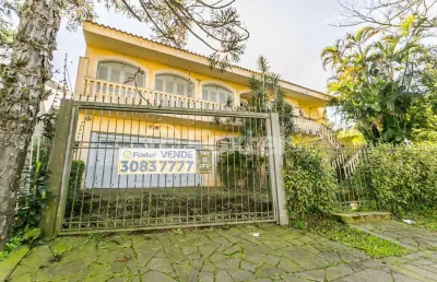 Casa com 5 quartos à venda na rua monte alverne, 154, chácara das pedras, porto alegre, 600 m2 por r$ 1.178.000