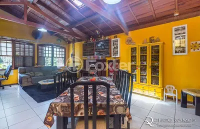 Casa com 3 quartos à venda na rua doutor pereira neto, 159, tristeza, porto alegre, 381 m2 por r$ 859.750