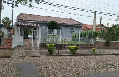Casa com 3 quartos à venda na rua doutor fernando ortiz schneider, 197, partenon, porto alegre, 180 m2 por r$ 720.000