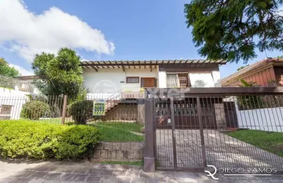 Casa com 3 quartos à venda na rua joão paetzel, 821, chácara das pedras, porto alegre, 327 m2 por r$ 1.590.000