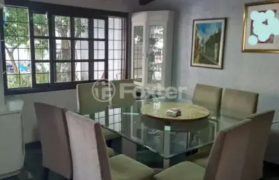 Casa com 3 quartos à venda na rua pedro boticário, 176, glória, porto alegre, 220 m2 por r$ 600.000