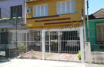 Casa comercial com 1 sala à venda na rua são francisco, 724, santana, porto alegre, 236 m2 por r$ 858.000