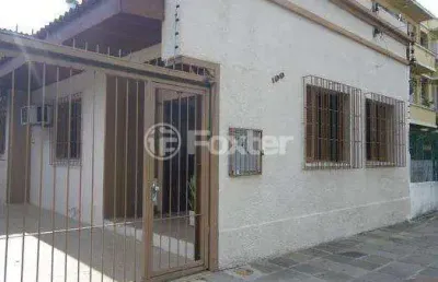Casa com 3 quartos à venda na rua vinte de setembro, 199, azenha, porto alegre, 120 m2 por r$ 467.000