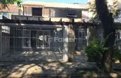 Casa com 4 quartos à venda na rua érico silveira peixoto, 95, ipanema, porto alegre, 450 m2 por r$ 1.235.000