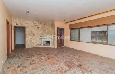 Casa com 4 quartos à venda na avenida tramandaí, 1019, ipanema, porto alegre, 284 m2 por r$ 550.000