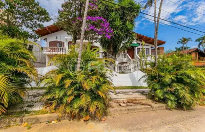 Casa comercial com 5 salas à venda na rua araruama, 588, chácara das pedras, porto alegre, 903 m2 por r$ 4.000.000