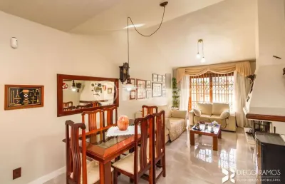Casa com 3 quartos à venda na rua fernando borba, 313, ipanema, porto alegre, 140 m2 por r$ 840.000