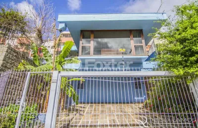 Casa com 3 quartos à venda na rua dona gabriela, 212, menino deus, porto alegre, 300 m2 por r$ 1.998.000